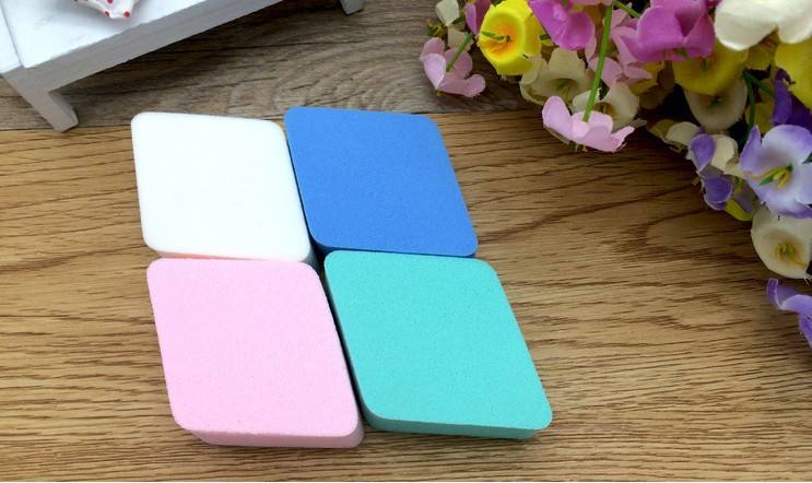 秀蘭粉撲廠家:菱形粉撲怎么用?